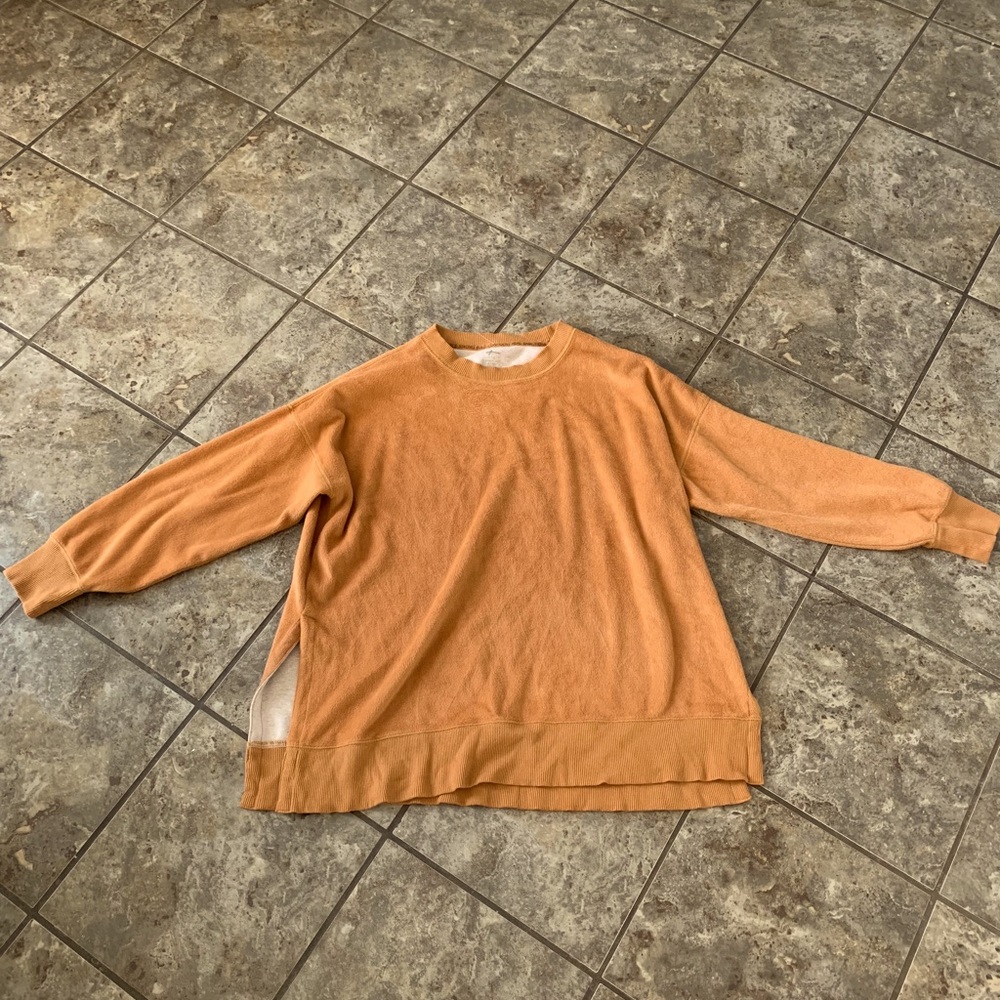 Super soft Aerie sweatshirt.